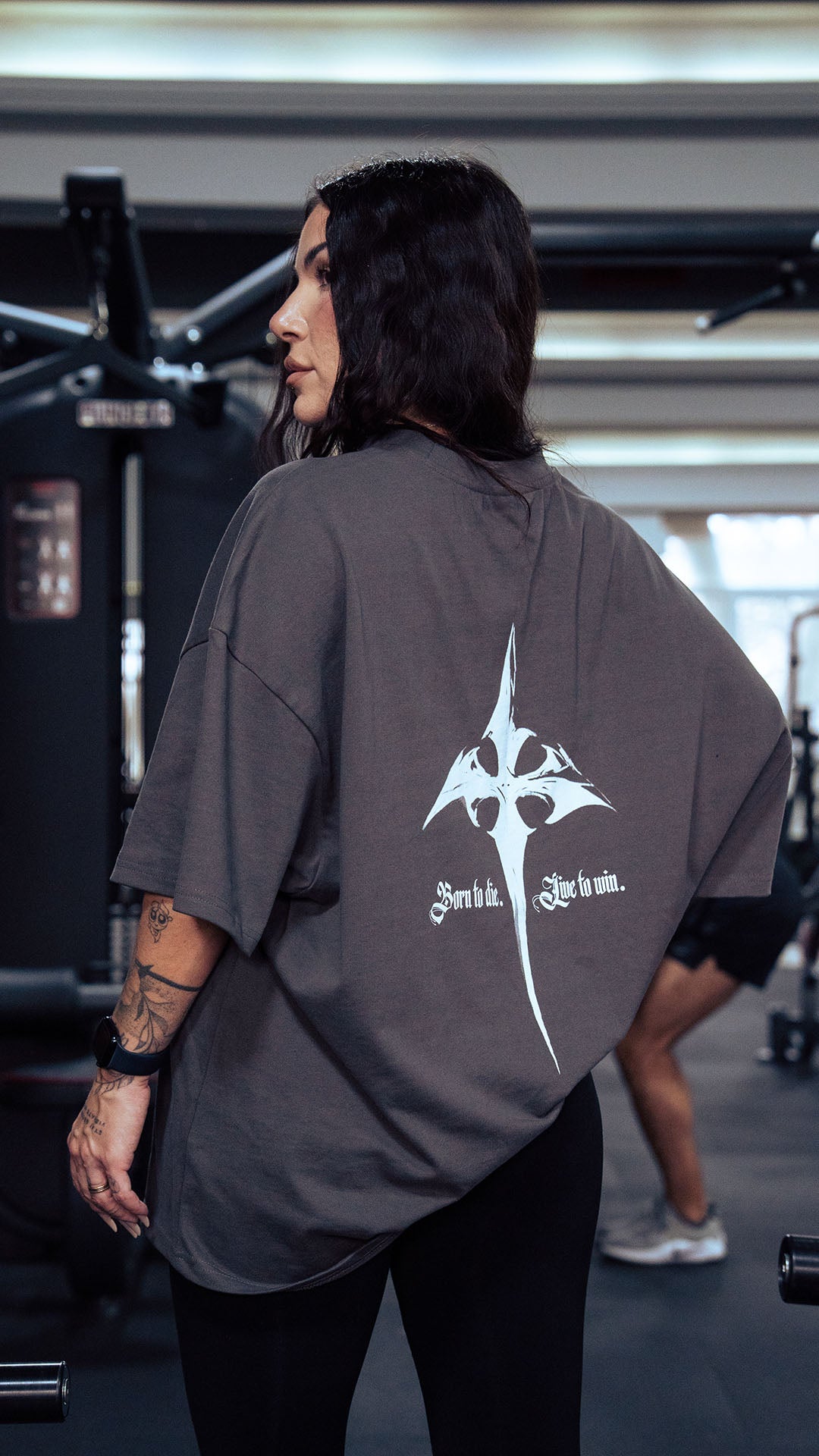 CROSS T-SHIRT (MAGNET)